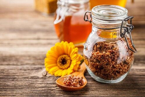 propolis na liečbu plesní nechtov na nohách